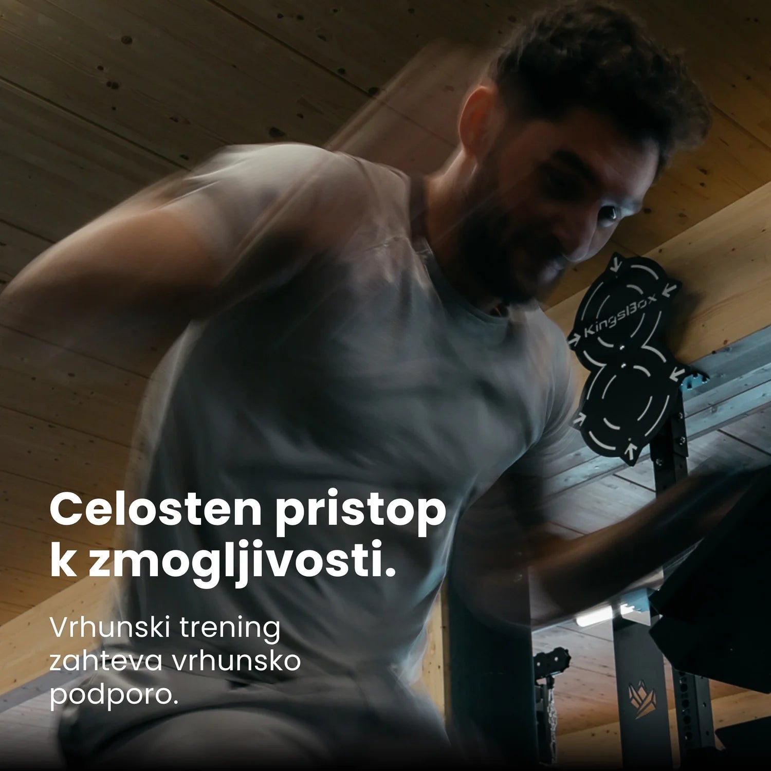 Celosten pristop k zmogljivosti — vrhunski trening zahteva vrhunsko podporo (moški pri dvigovanju uteži)